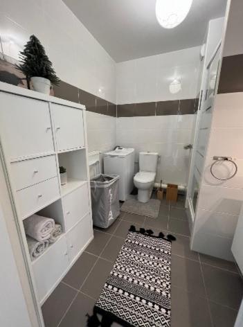 Appartement A 5 Min De Disney Proche Paris シャントルー・アン・ブリ エクステリア 写真